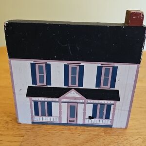 Cats Meow Charming Wooden House Decor